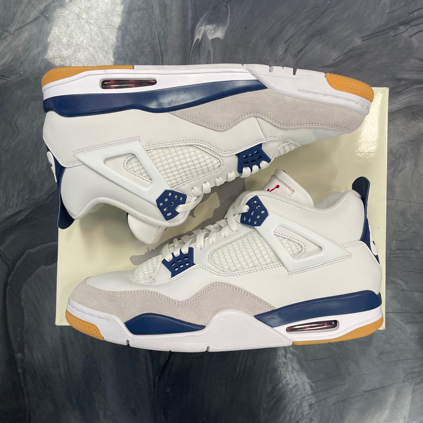Jordan 4 Retro SB Navy (USED)