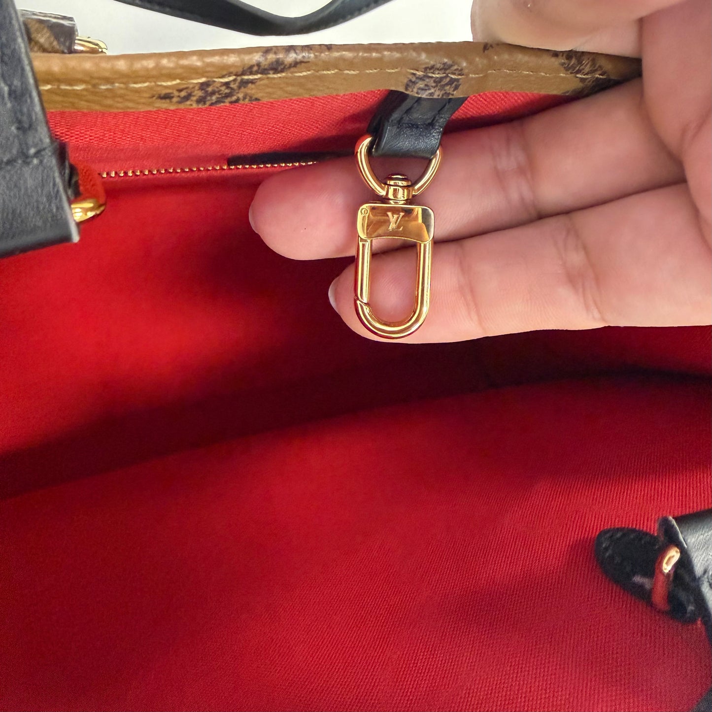 Louis Vuitton OnTheGo MM Tote Bag