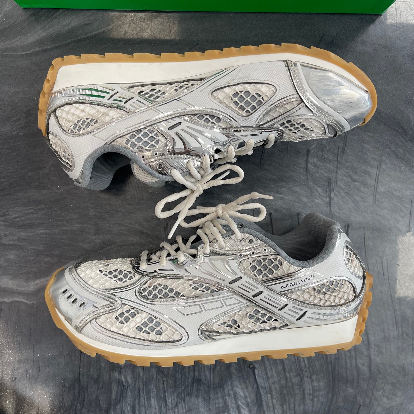 Bottega Veneta Orbit Sneaker White Silver (USED)