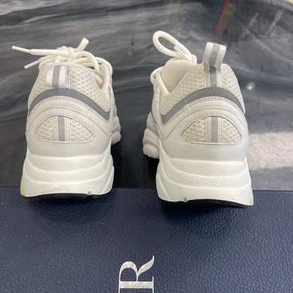 Dior White Silver B22 (USED)