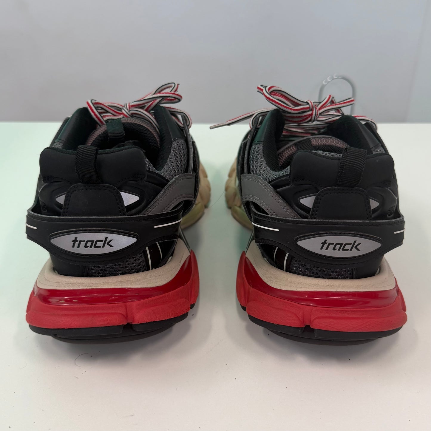 Balenciaga Track Trainer Black
Red (USED NO BOX)