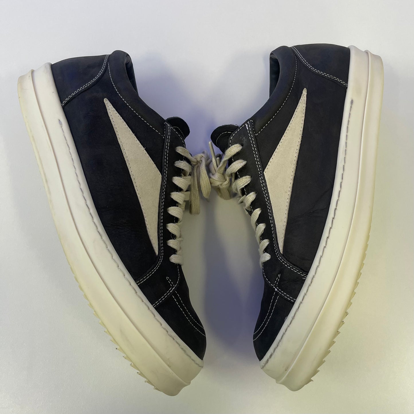 Rick Owens Porterville Vintage
Low Dark Dust (USED)