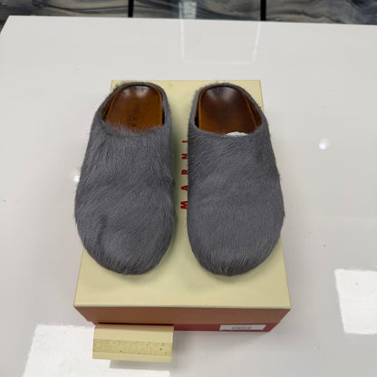 Marni Long Hair Calfskin Fussbett
Sabot Mule