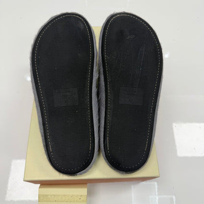 Marni Long Hair Calfskin Fussbett
Sabot Mule