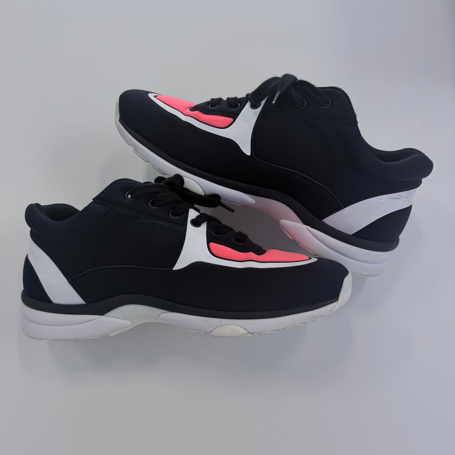Chanel Runner Foam Black/Pink (USED NO BOX)