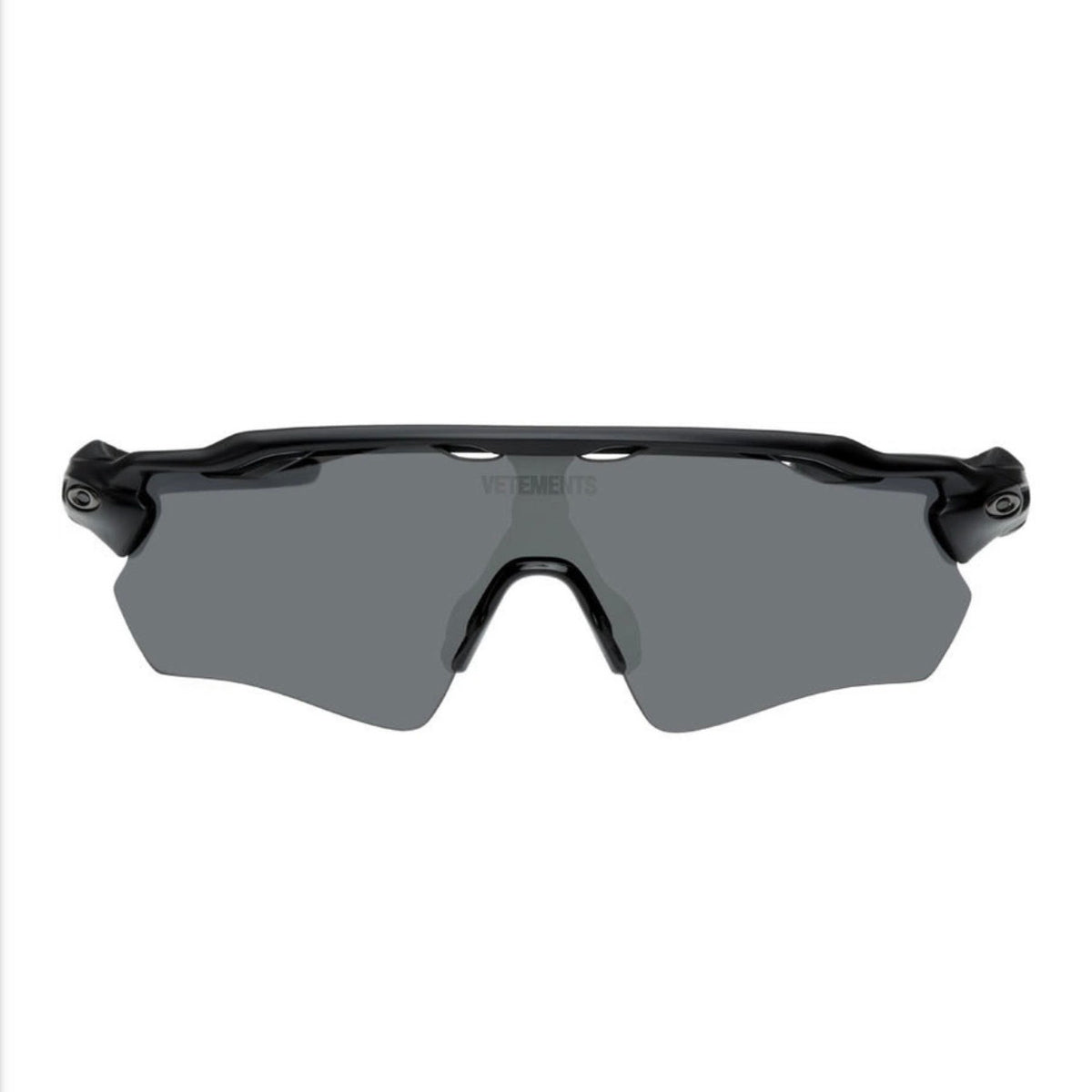 VETEMENTS Black Oakley Edition Shield Sunglasses