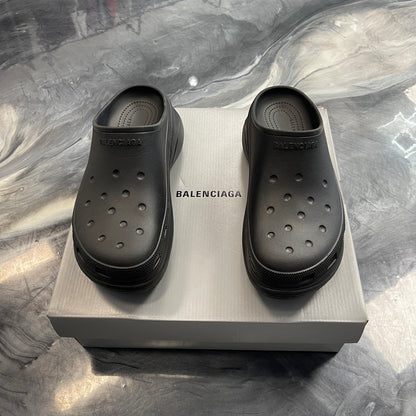 Balenciaga Crocs Mule (USED)