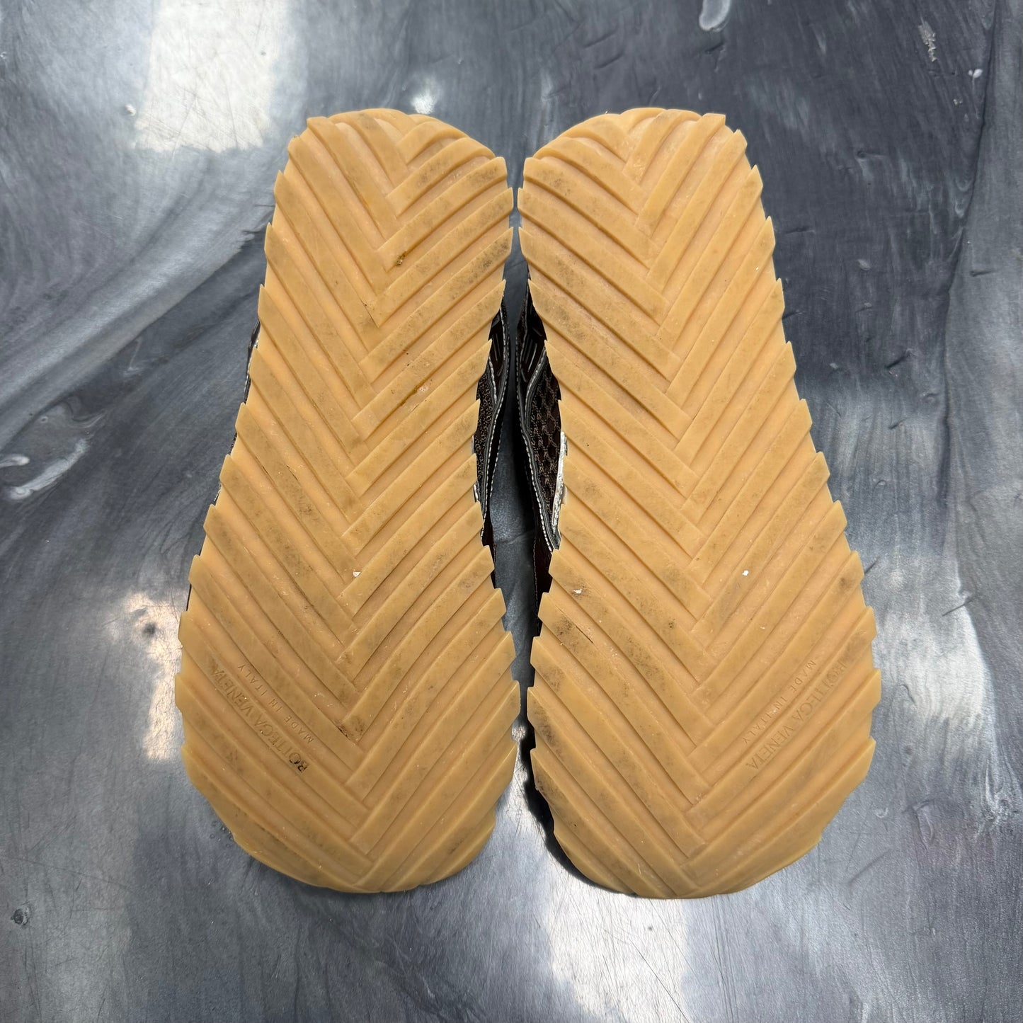 Bottega Veneta Orbit Low-Top Sneakers Brown (USED NO BOX)