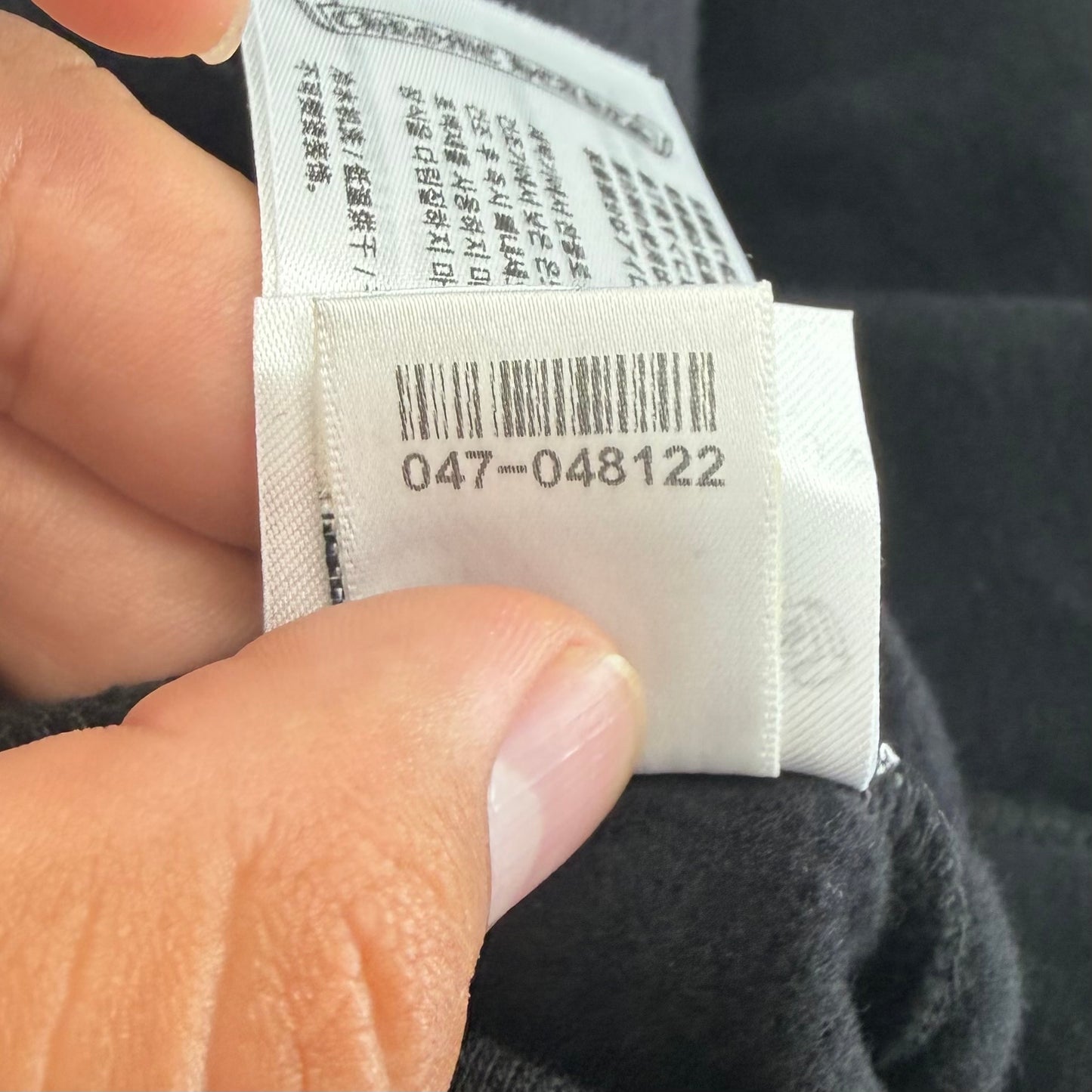 Chrome Hearts Vertical Logo Zip Up Hoodie
Black/White