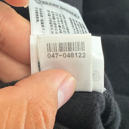 Chrome Hearts Vertical Logo Zip Up Hoodie
Black/White