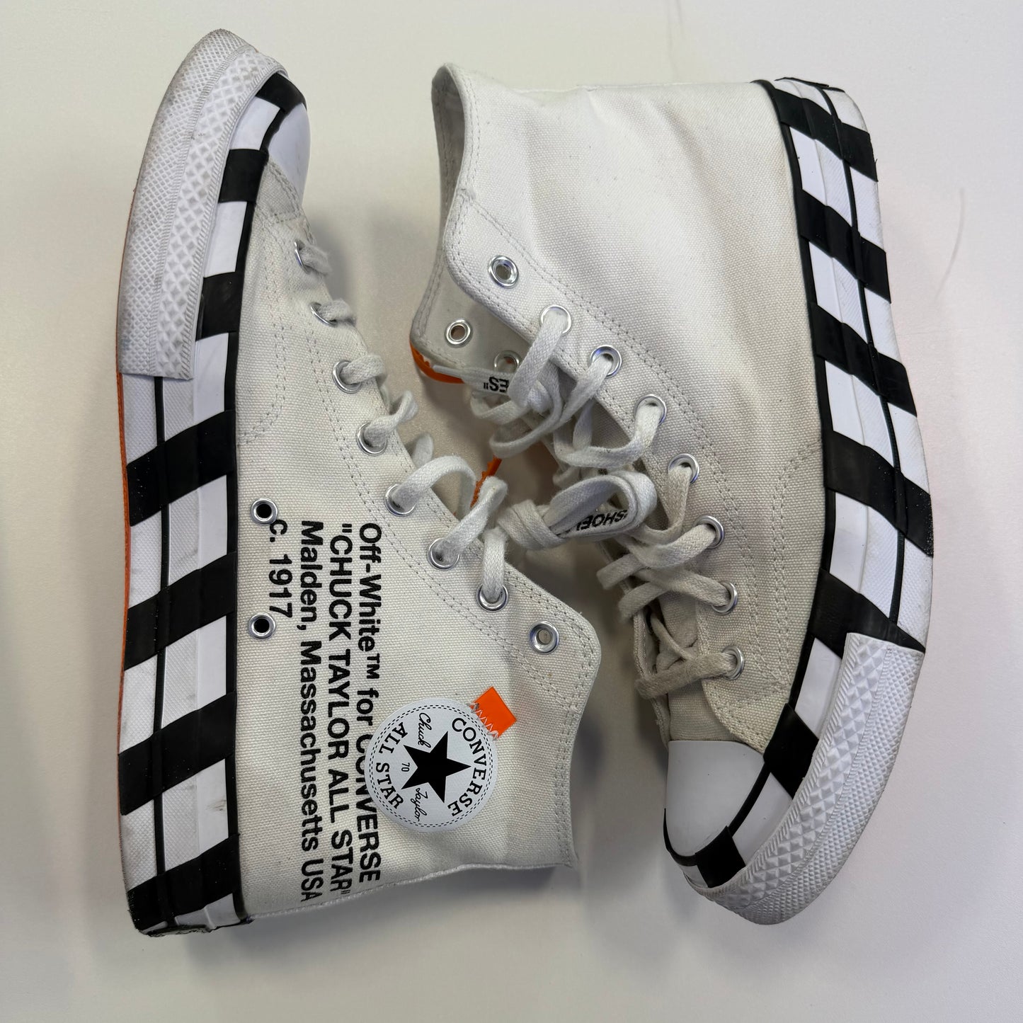 Off-White × Converse Chuck 70
'White' (USED)