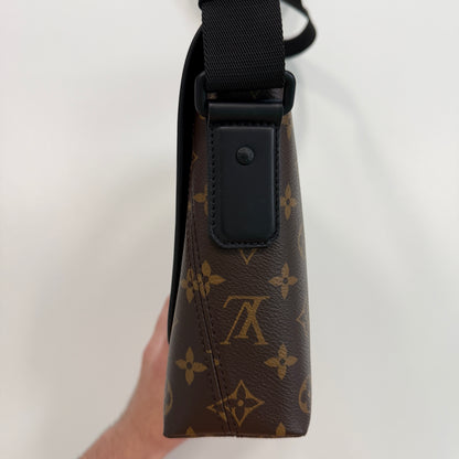 Louis Vuitton Monogram Macassar Canvas Magnetic Messenger