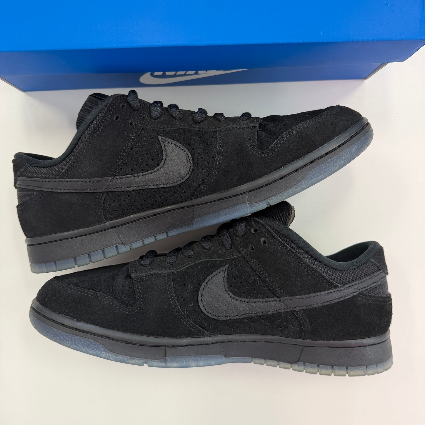 Nike Dunk Low SP Undefeated 5 On It Black (Used)