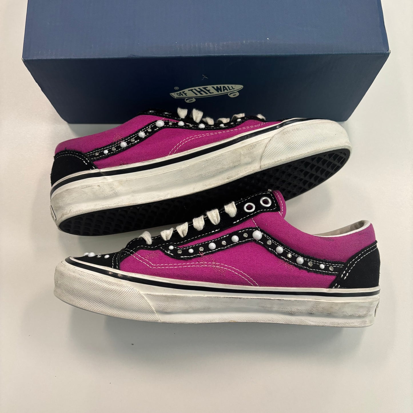 Pearlized Vans Old Skool 36 LX Fuchsia Red (Used)