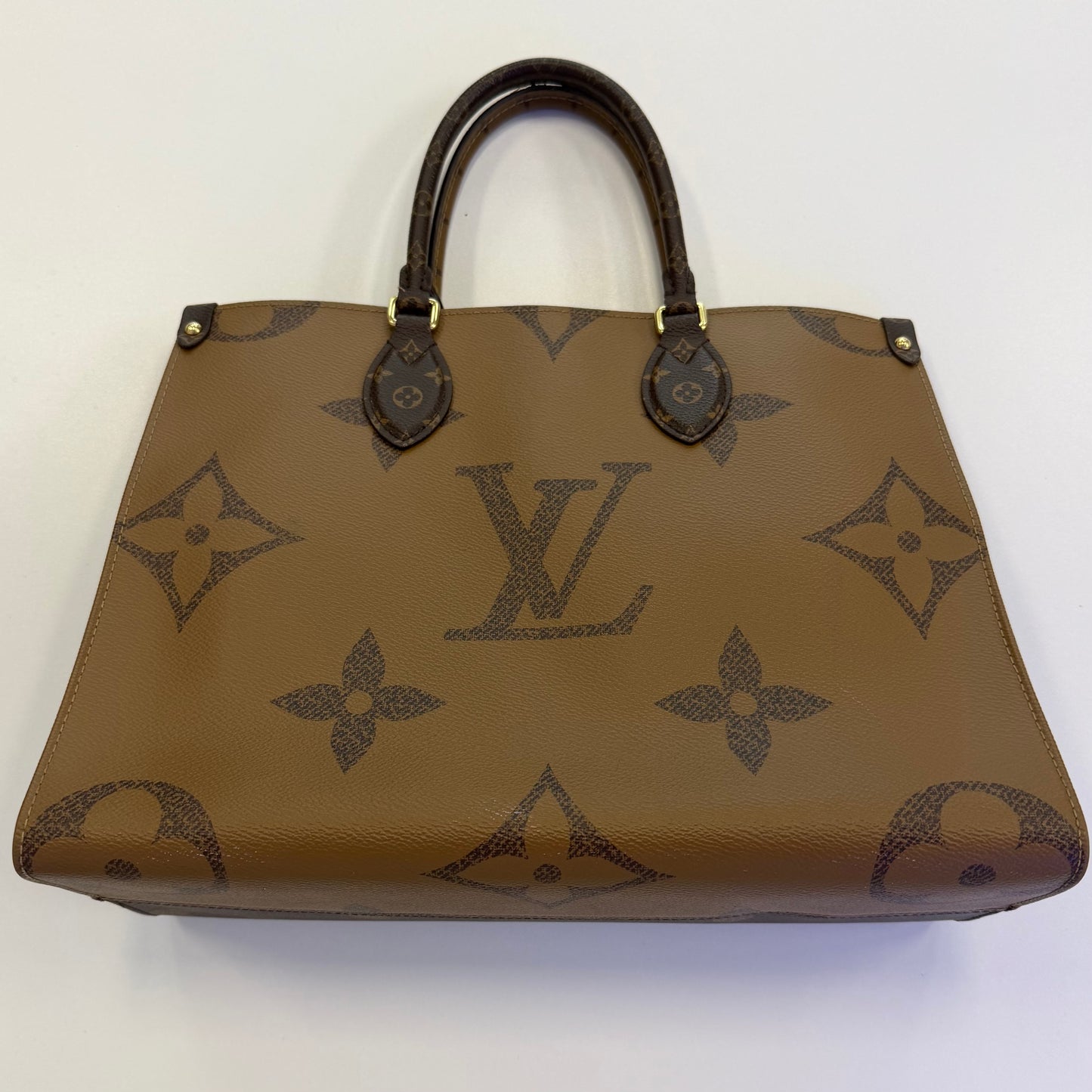 Louis Vuitton OnTheGo MM Tote Bag