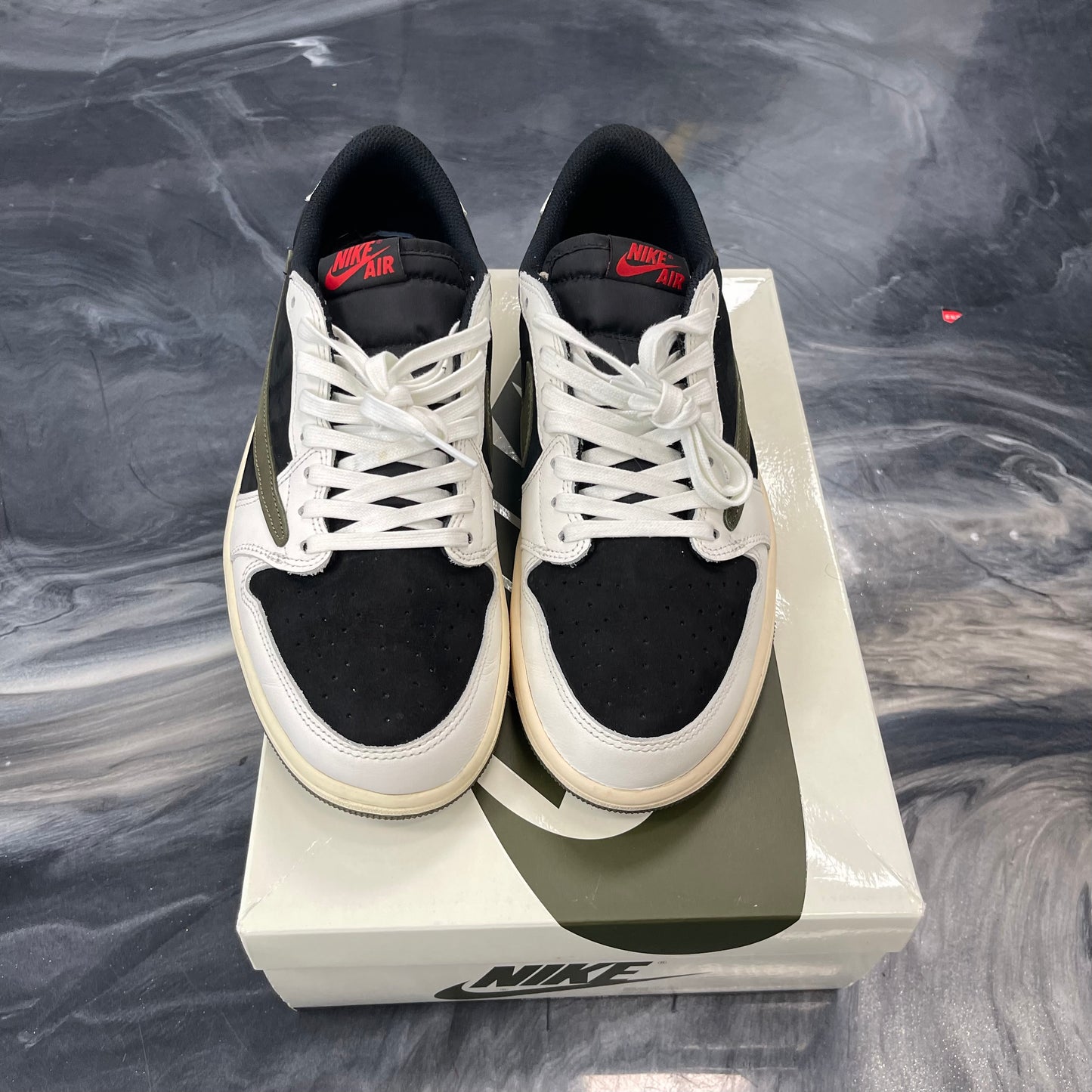 Travis Scott x Jordan 1 Low Olive (USED)