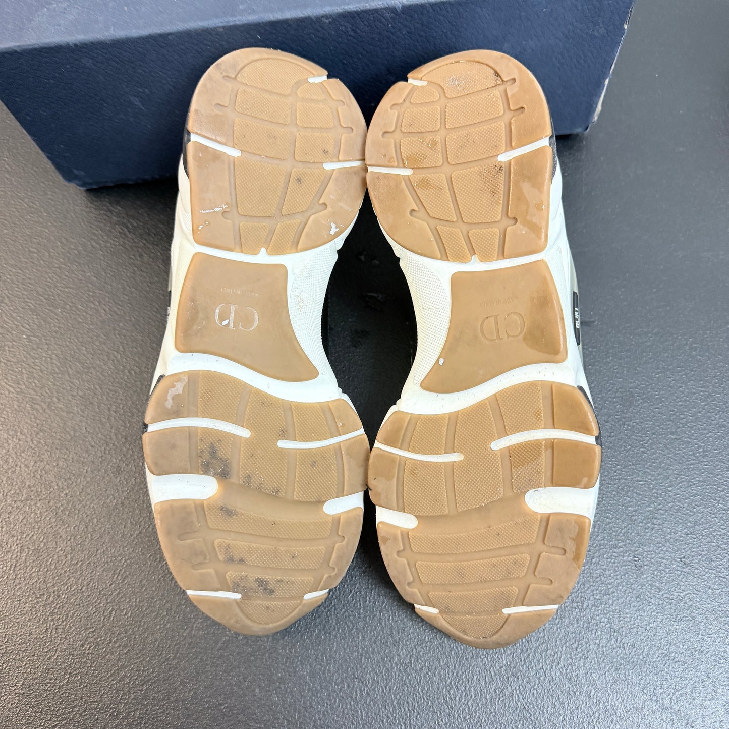 Dior B22 'White Black Gum' (USED)