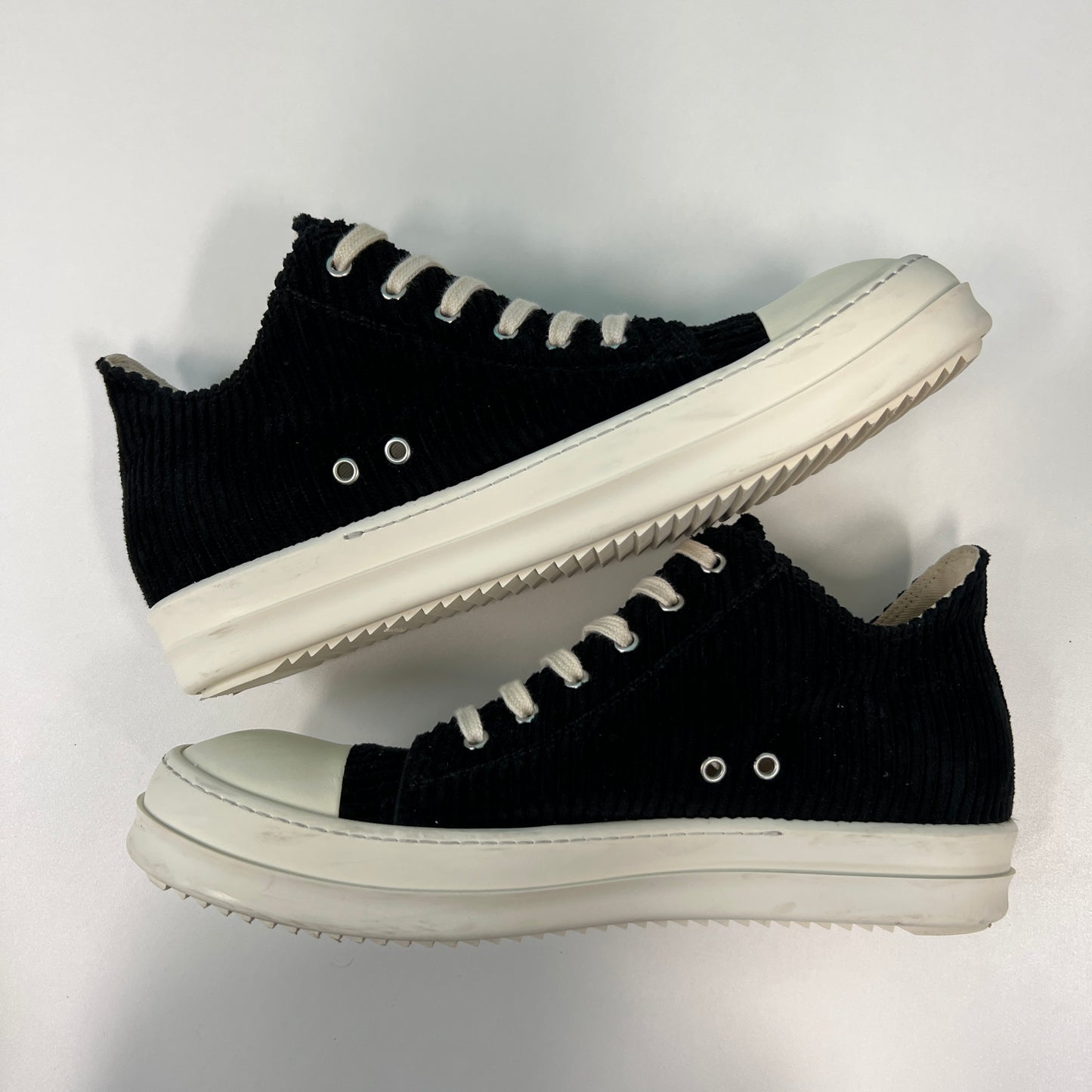 Rick Owen Ramone Low Black Corduroy (USED NO BOX)