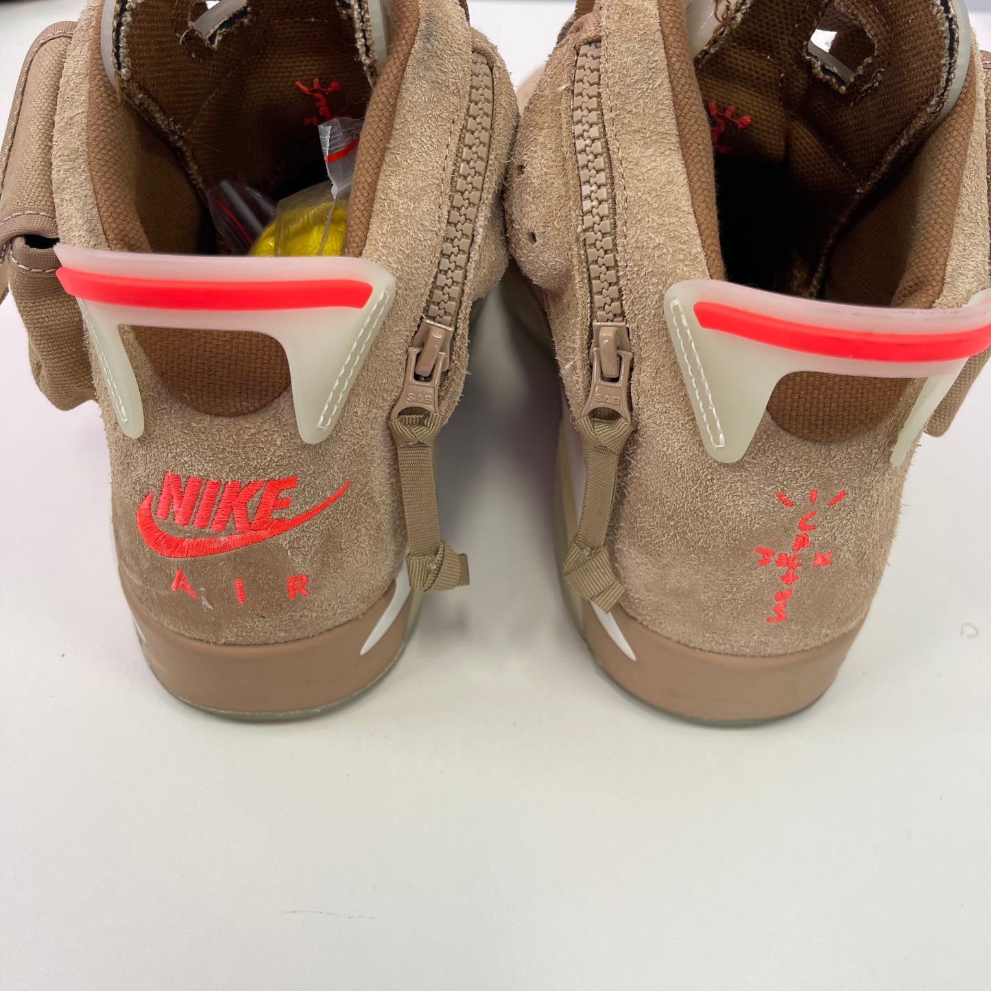 Travis Scott British Khaki jordan 6 (USED NO BOX)