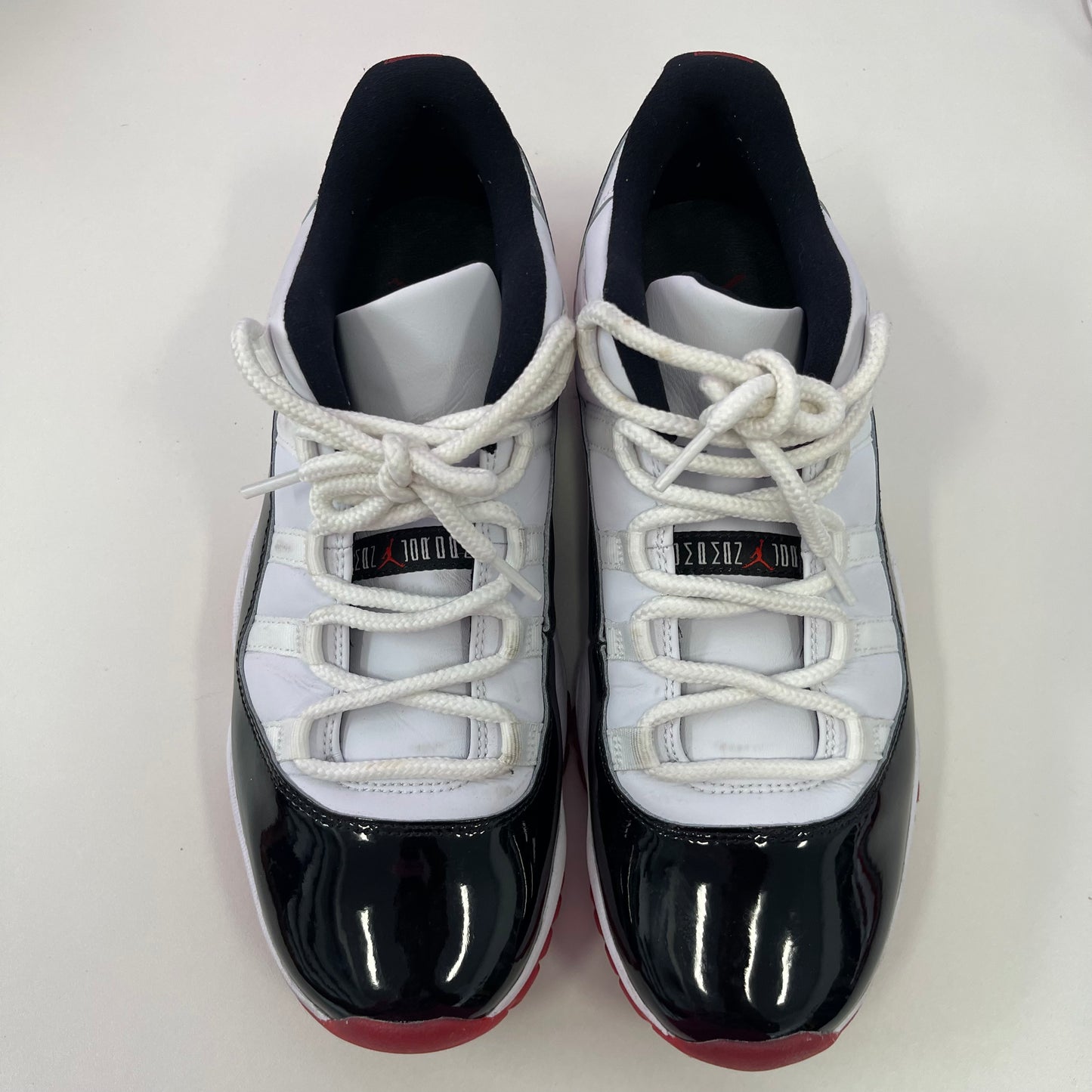 Air Jordan 11 Retro Low 'Concord-
Bred' (USED NO BOX)