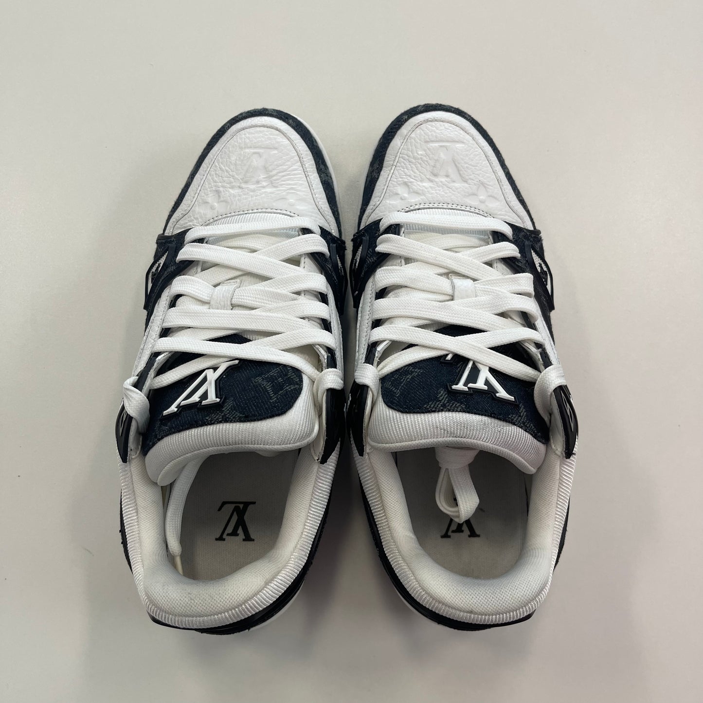 Louis Vuitton Black and White Trainer (USED)