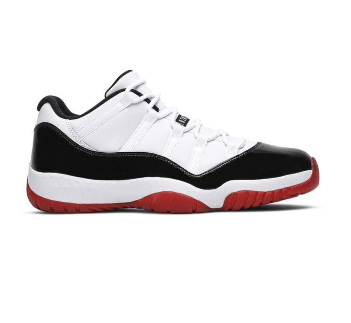 Air Jordan 11 Retro Low 'Concord-
Bred' (USED NO BOX)