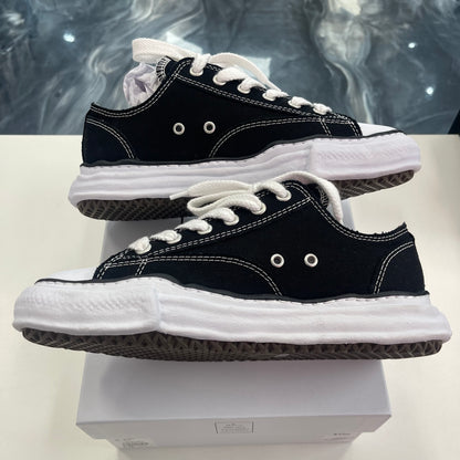 MMY Peterson Low-Top Sneaker (NEW NO BOX)