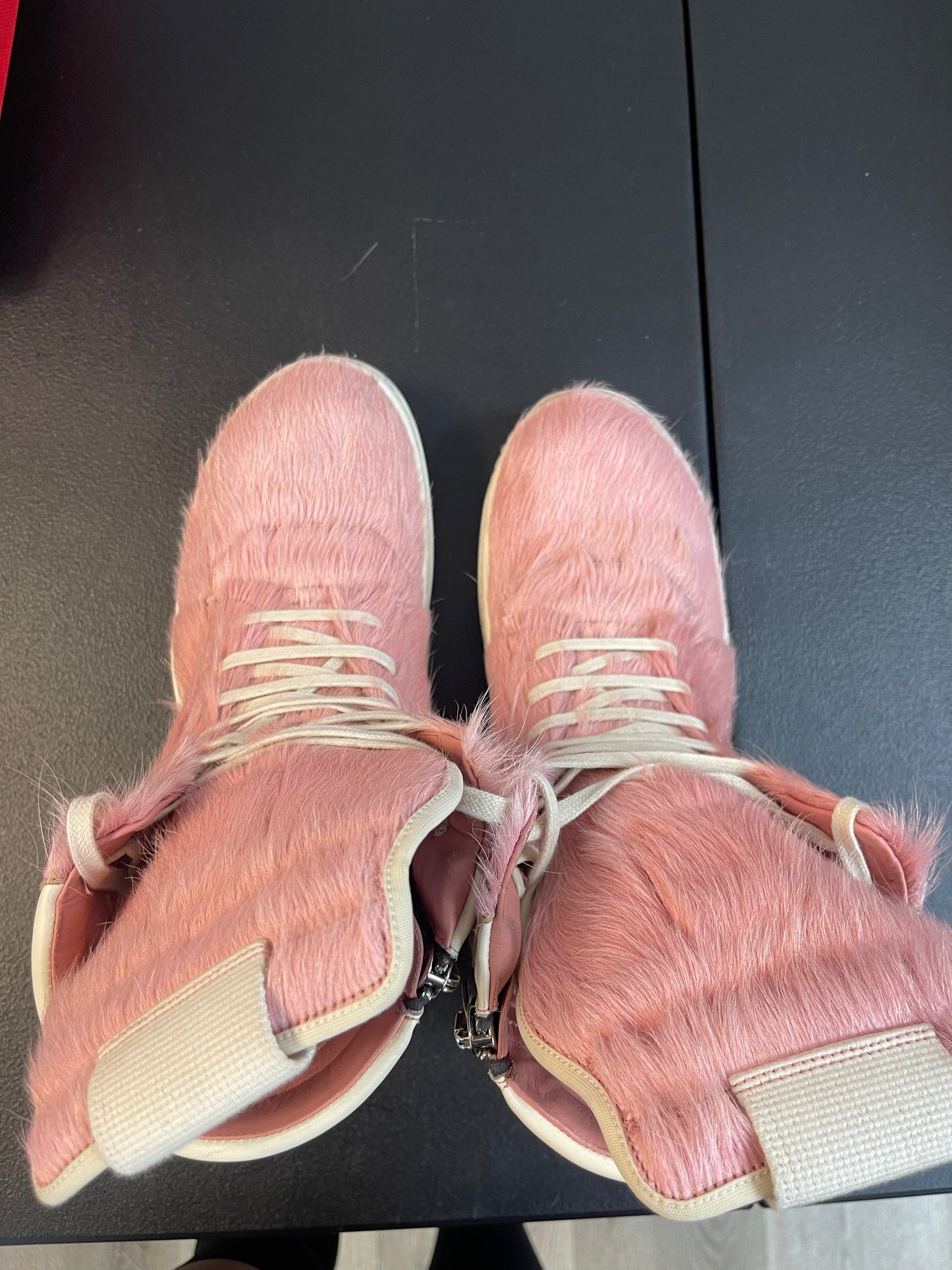 Rick Owen Geobasket Cow Fur Dusty Pink Milk (USED NO BOX)