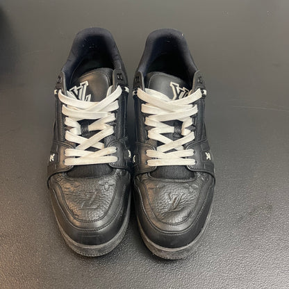 Louis Vuitton Trainer Black/White (USED) (NO BOX)
