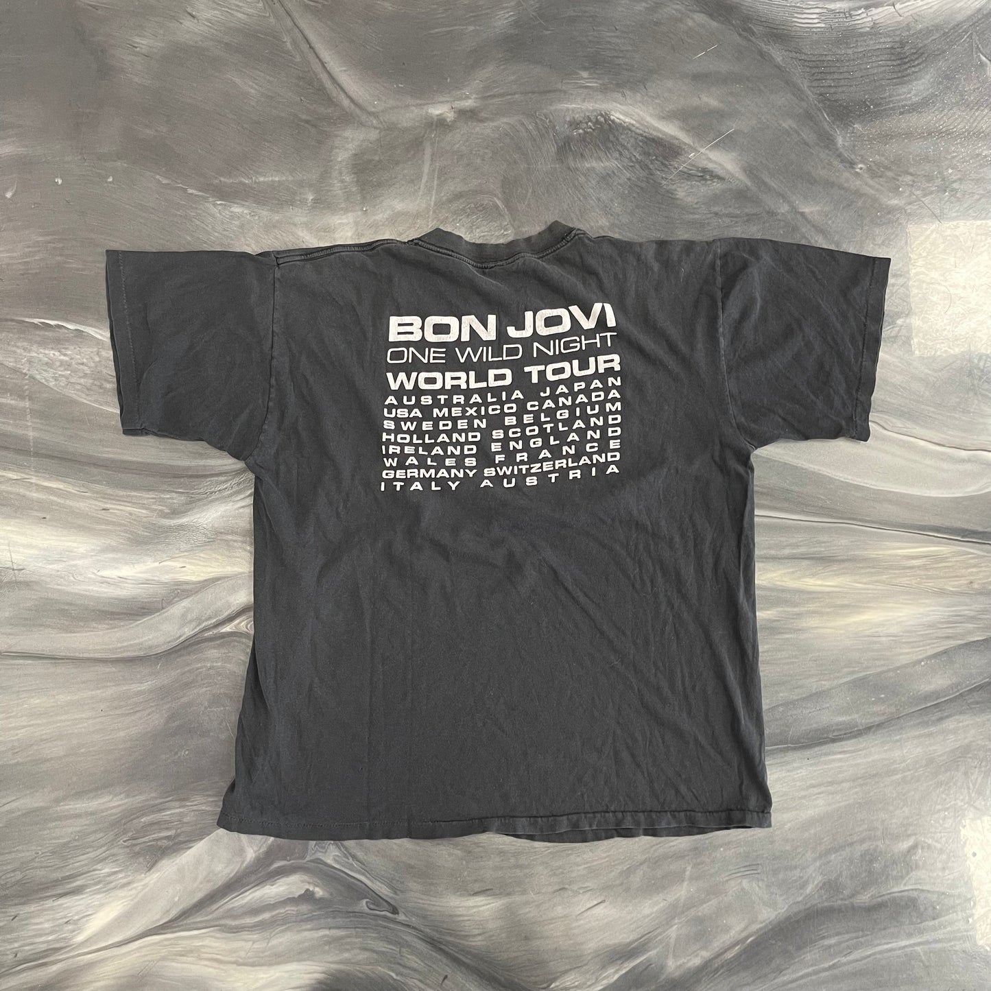 Vintage Bon Jovi Tour Tee Black